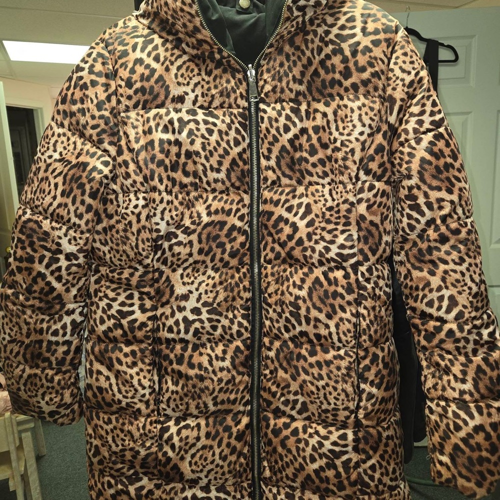 Leopard Print Puffer Jacket. Reversible. - image 3